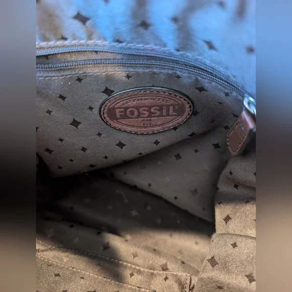 Fossil Purse Cross Body - Picture 6 of 14